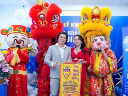 Thông tin doanh nghiệp - Giám đốc Nha khoa Bình Dân: Nguyễn Văn Bình: Xúc động kể về khó khăn trong lập nghiệp