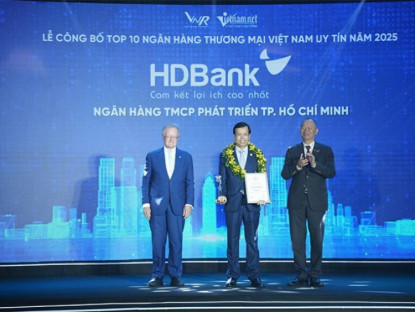 Thông tin doanh nghiệp - HDBank giữ vị trí thứ 3 Top ngân hàng niêm yết uy tín và hiệu quả nhất Việt Nam