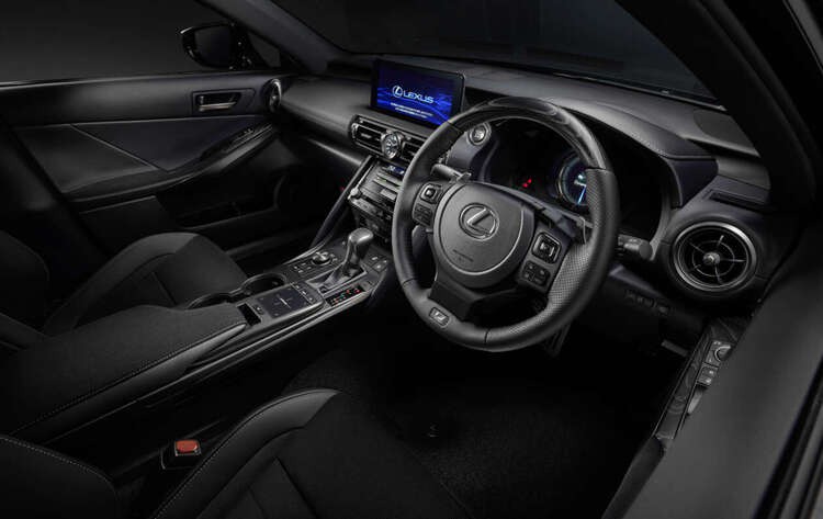 Lexus IS có thêm phiên bản đặc biệt Mode Black IV - 5
