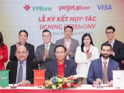 Thông tin doanh nghiệp - Vietjet tiên phong kết nối tiêu dùng số với thẻ tín dụng đồng thương hiệu YOJO hợp tác với VPBank