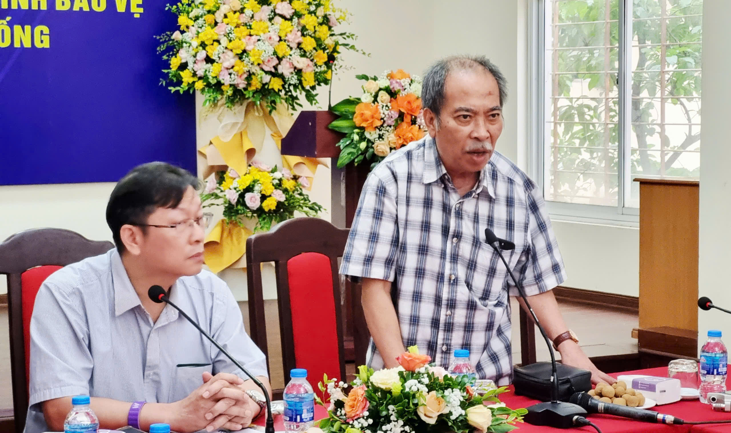 Sứ mệnh bảo vệ giá trị văn hóa truyền thống của văn học - 2