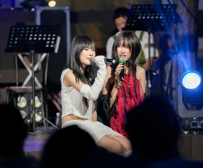 Ái nữ tài năng, xinh đẹp của Jimmii Nguyễn - 4