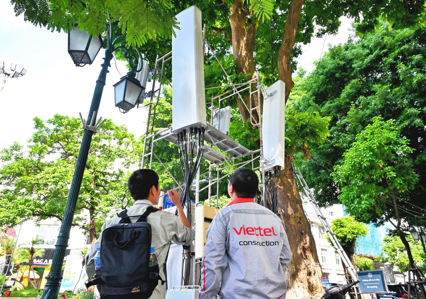 Nhà mạng làm điều chưa từng có tại lễ diễu binh, diễu hành A80 - 1