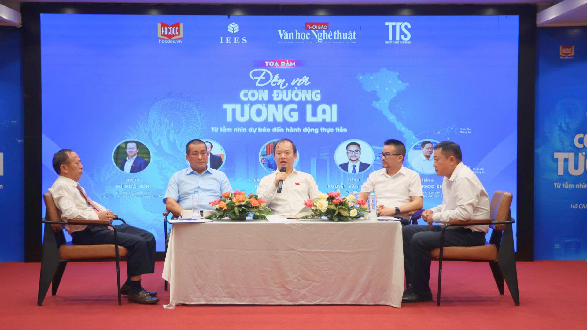 Tọa đàm Đến với “Con đường tương lai” – Từ tầm nhìn dự báo đến hành động thực tiễn - 4