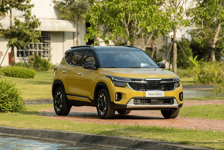 Những mẫu xe gầm cao đáng mua với tài chính 700 triệu đồng - 2