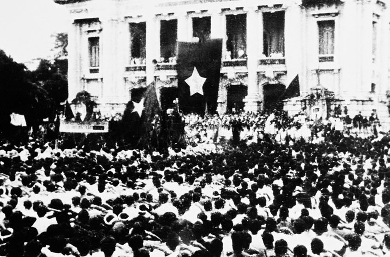 Cách mạng tháng Tám và hai ca khúc để đời - 1