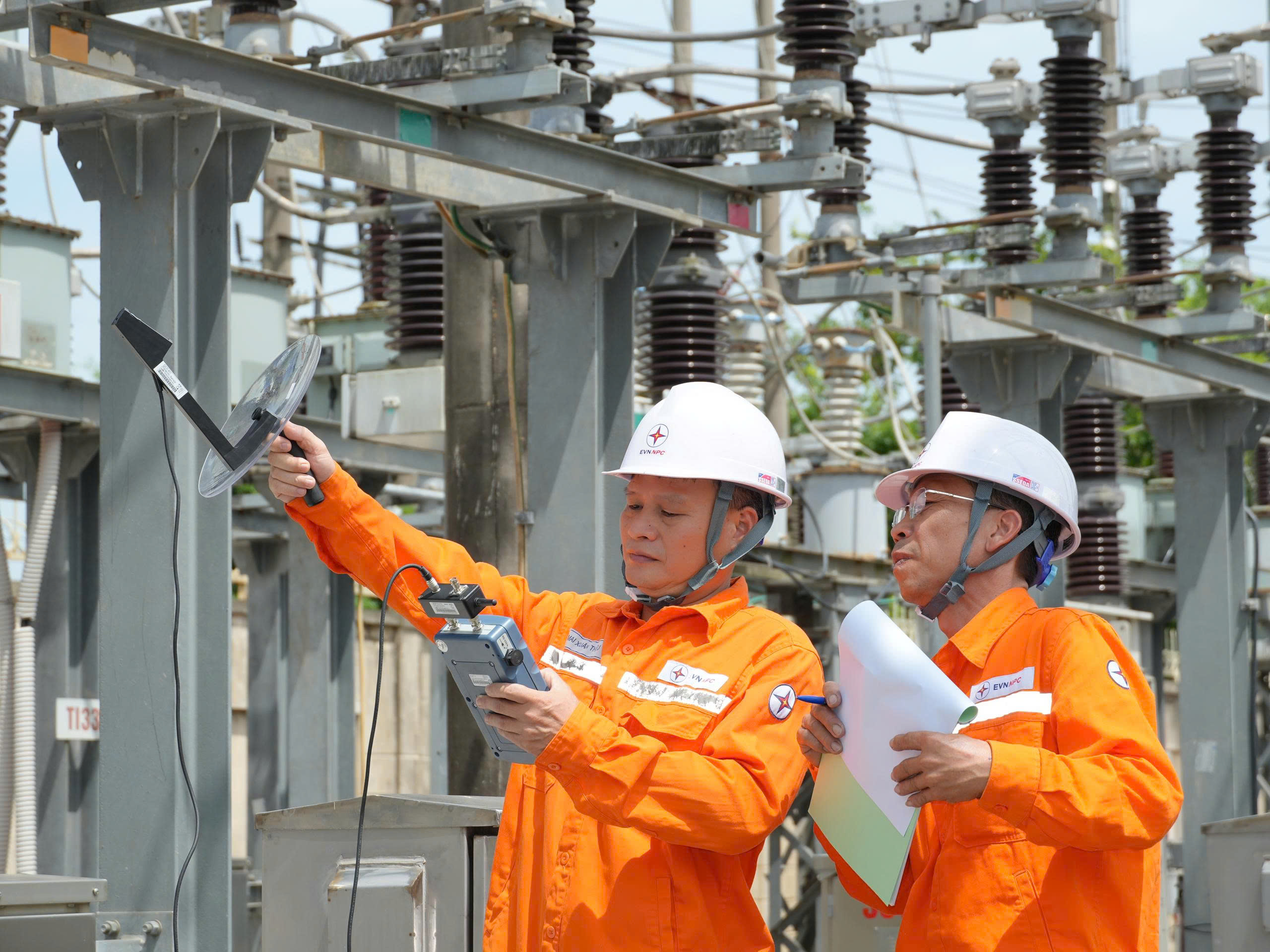 Tổng công ty Điện lực miền Bắc: Ứng phó thiên tai, đảm bảo cung cấp điện an toàn, liên tục - 2