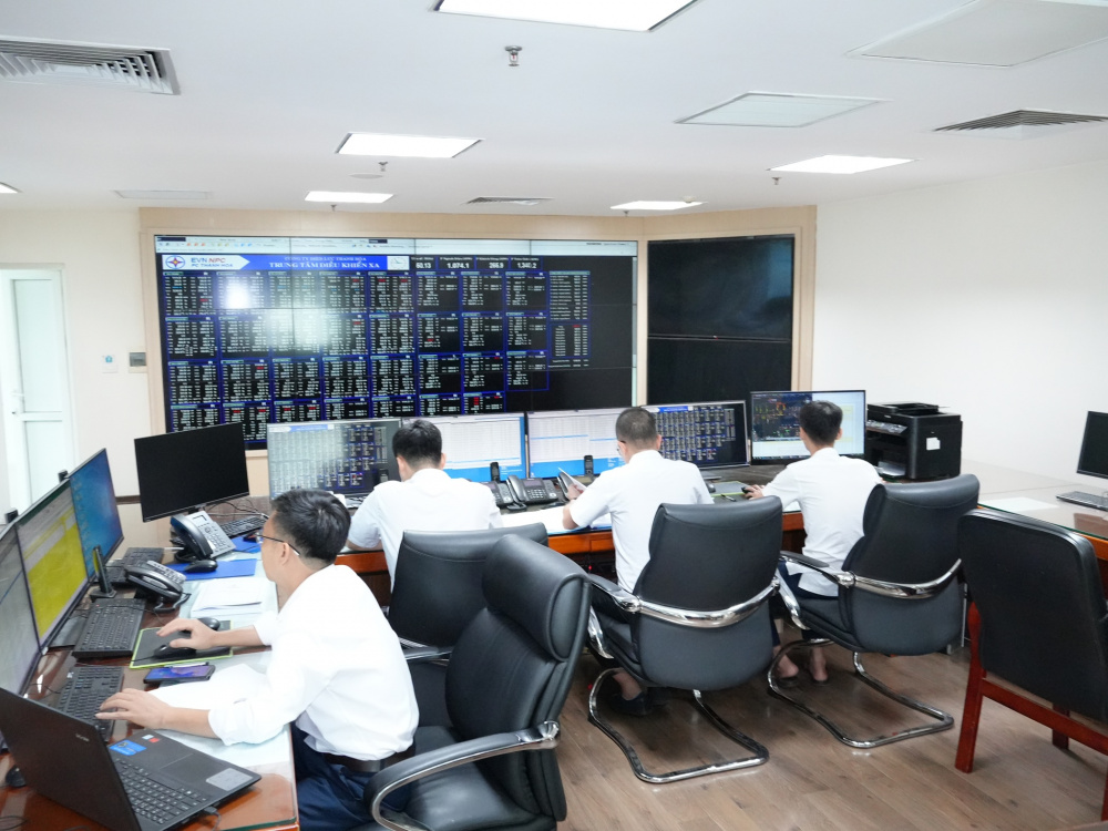 Tổng công ty Điện lực miền Bắc: Ứng phó thiên tai, đảm bảo cung cấp điện an toàn, liên tục - 4