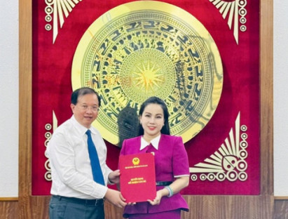 Nhiếp ảnh - Bà Phạm Thị Mỹ Hoa giữ chức Phó Cục trưởng Cục Mỹ thuật, Nhiếp ảnh và Triển lãm