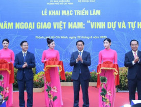 Khai mạc Triển lãm '80 năm Ngoại giao Việt Nam: Vinh dự và tự hào'