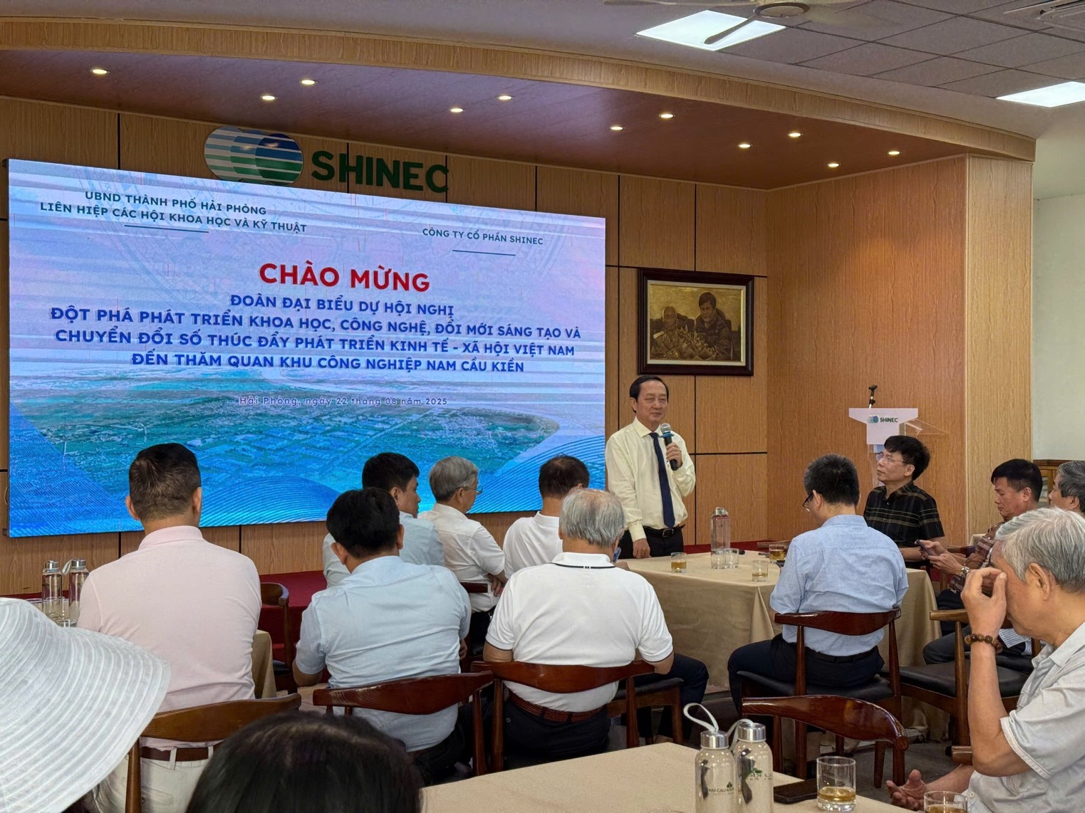 Đoàn đại biểu Hội nghị về Khoa học – Công nghệ của Trung ương tham quan KCN Nam Cầu Kiền - 6
