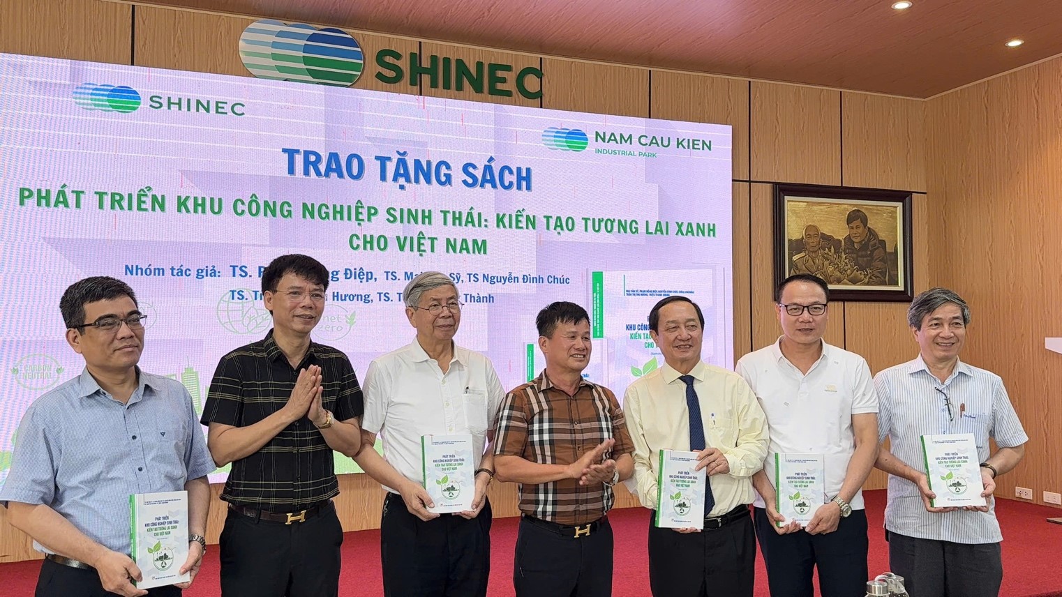 Đoàn đại biểu Hội nghị về Khoa học – Công nghệ của Trung ương tham quan KCN Nam Cầu Kiền - 7