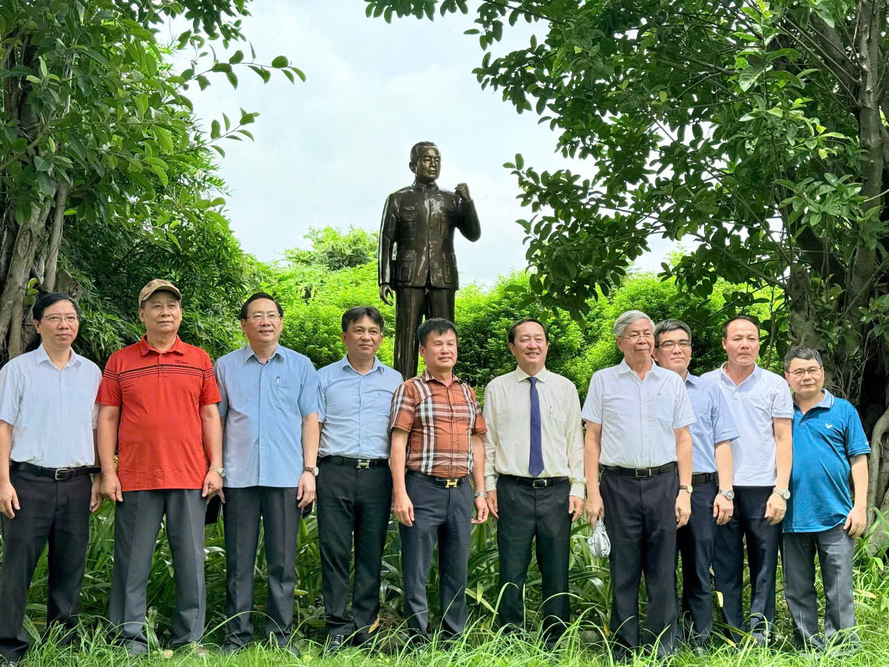 Đoàn đại biểu Hội nghị về Khoa học – Công nghệ của Trung ương tham quan KCN Nam Cầu Kiền - 4