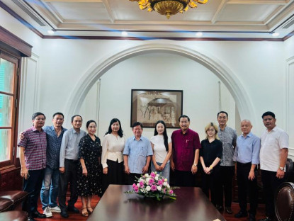 Tin Tức - Đẩy mạnh hợp tác giữa Liên hiệp các Hội Văn học nghệ thuật Việt Nam và Văn liên Tứ Xuyên (Trung Quốc)