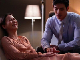 Tôi mừng rỡ báo tin có thai nhưng chồng ôm chặt vợ bật khóc, xin ký vào đơn ly hôn