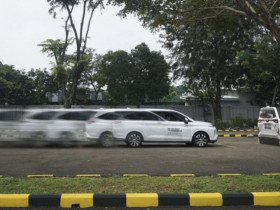 Toyota Veloz Hybrid sắp ra mắt thách thức Mitsubishi Xpander