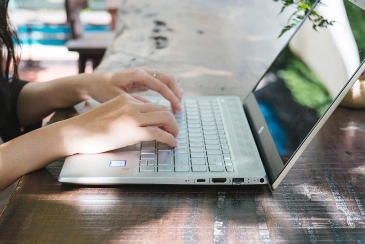 Có rẻ đến mấy, tân sinh viên cũng nên tránh xa loại laptop này - 3
