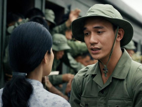 “Mưa đỏ” vượt mốc doanh thu 100 tỷ đồng