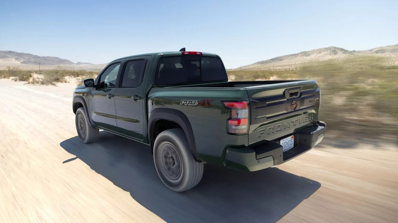 Xe bán tải Nissan Frontier PRO-4X R có thêm bản nâng cấp mới - 5