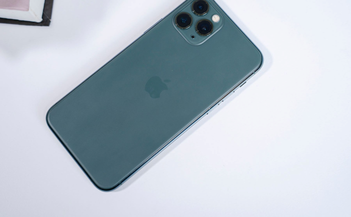 Lo giá iPhone 17 tăng "phi mã", thị trường iPhone cũ bỗng... sôi động - 3