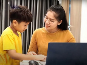 Cần dạy trẻ điều gì trong thời đại công nghệ?