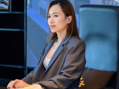 Thông tin doanh nghiệp - Bác sĩ Tô Lan Phương hoá “nữ tổng tài” trong sự kiện ra mắt bộ sưu tập mới của Patek Philippe 2025