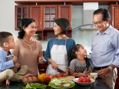 Thông tin doanh nghiệp - Sức khỏe cha mẹ – món quà giản dị nhưng ý nghĩa mùa Vu Lan