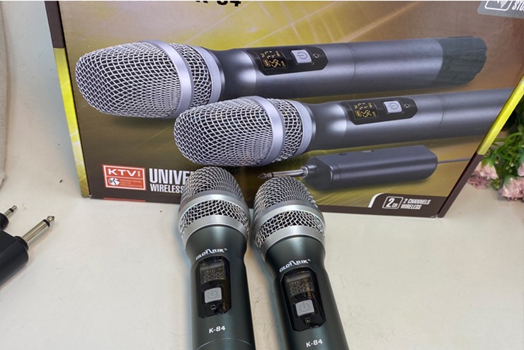 Coi chừng mất tiền oan khi hát karaoke bằng micro không dây - 1