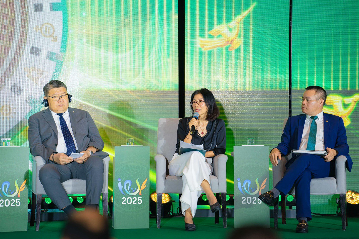 VCSF 2025: Phát triển bền vững không còn là lựa chọn mà là động lực tăng trưởng toàn diện - 1