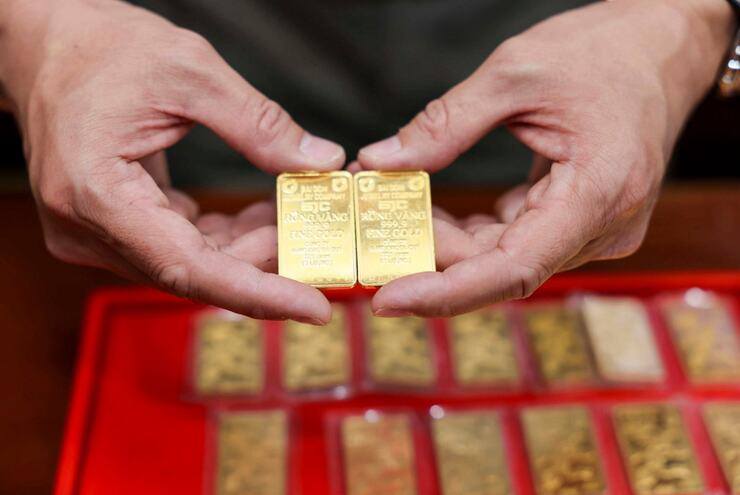 Kinh tế 24h: Cách liên kết tài khoản ngân hàng với tài khoản VNeID để nhận phần quà 100.000 đồng - 1