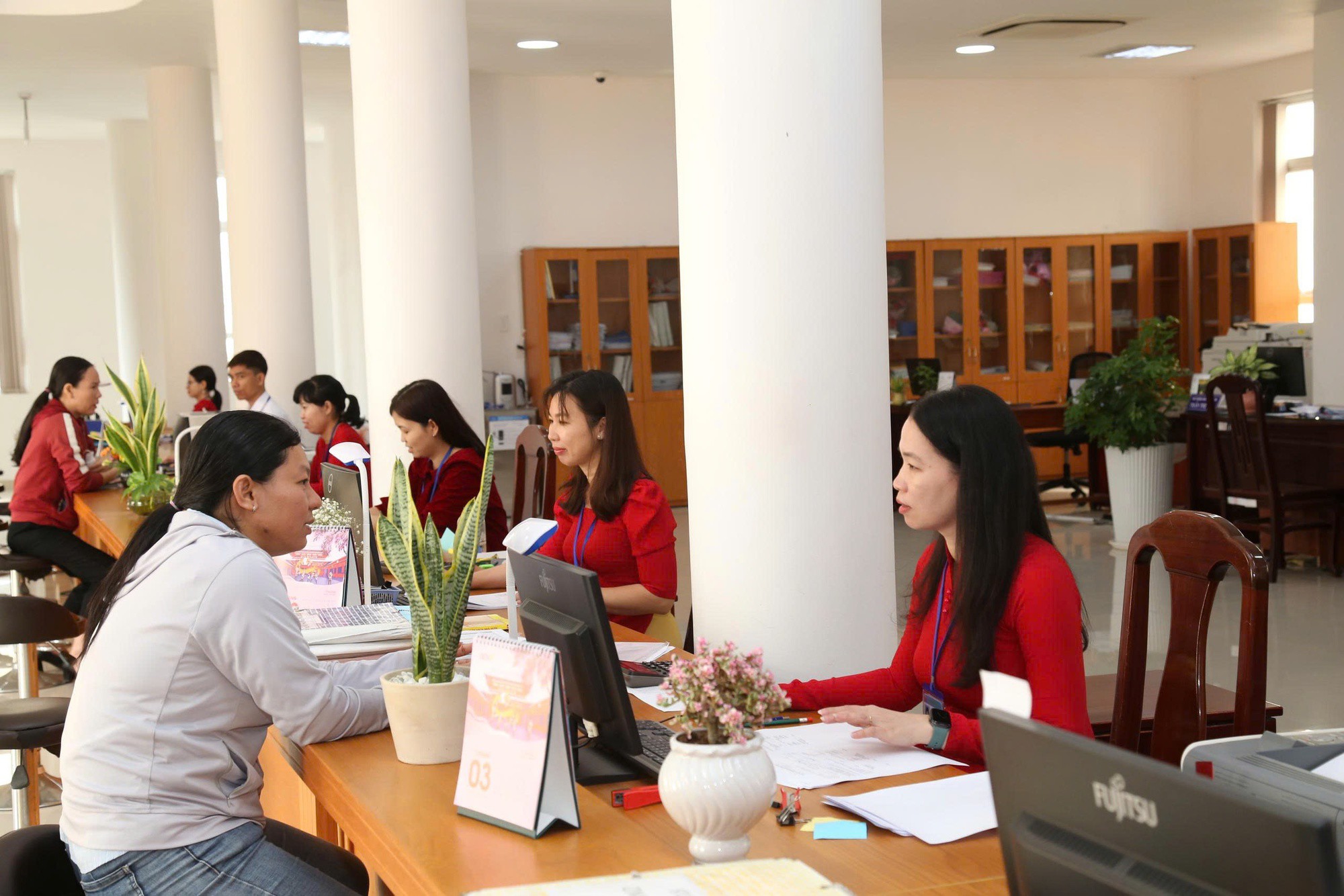 Kinh tế 24h: Cổ đông lo lắng khi chủ tịch Phát Đạt đăng ký bán đến 88 triệu cổ phiếu - 2