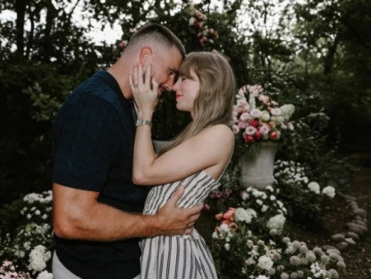 Kinh tế - Taylor Swift - Travis Kelce: Cặp đôi “tỷ đô” của làng giải trí và thể thao Mỹ
