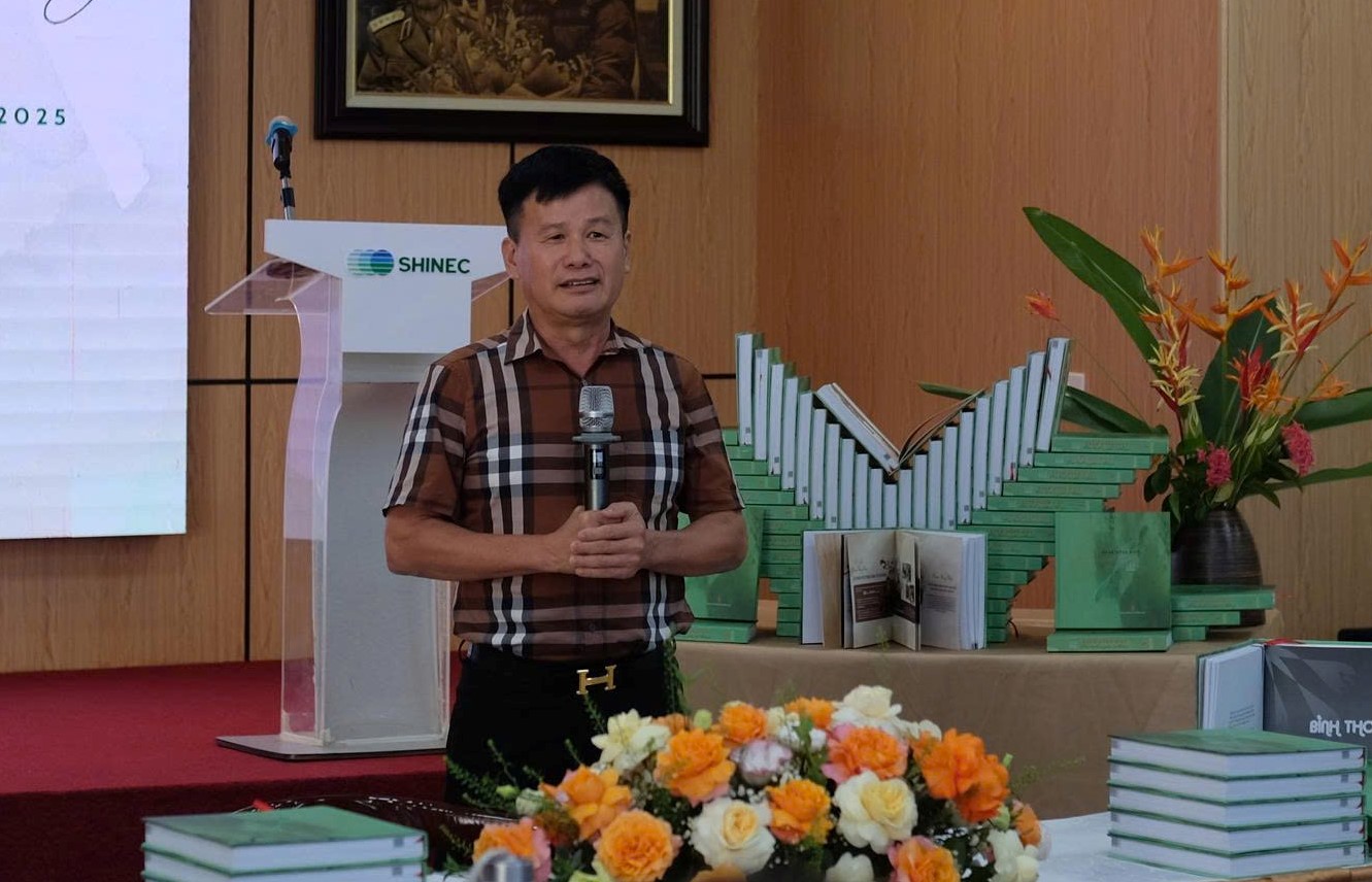 Doanh nhân Phạm Hồng Điệp ra mắt tập thơ - nhạc “Bản tình ca giữa vô thường” - 2