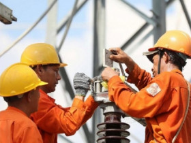 Hoá đơn tiền điện “nóng bỏng tay”: Xuất hiện gia đình có 3 tháng chỉ số công tơ giống hệt nhau