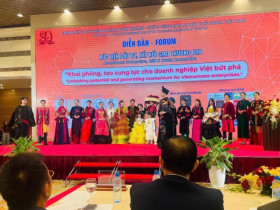 “Khai phóng, tạo xung lực cho doanh nghiệp bứt phá” tại Diễn đàn Xúc tiến đầu tư - kết nối giao thương B2B 2025