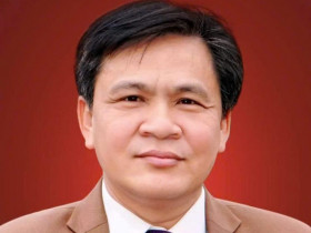 Từ quê ra phố (Đọc thơ Trần Nam Phong)