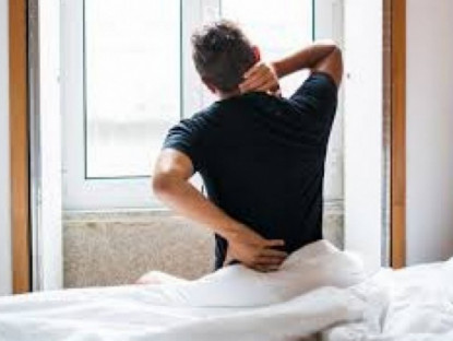 Thông tin doanh nghiệp - 3 dấu hiệu vào buổi sáng &quot;cảnh báo&quot; cột sống có vấn đề, đi khám ngay kẻo hối không kịp!