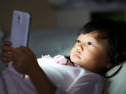 Công nghệ - Trẻ em dưới 13 tuổi đã dùng smartphone? Cái giá phải trả sẽ rất đắt!