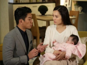 Đang ở cữ thì chồng cũ xin tái hôn, tôi khẽ cười nói một câu khiến anh đỏ mặt