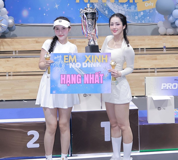 Á hậu Huyền My say sưa tập pickleball, ca sĩ Minh Hằng bị đập vợt trúng mặt - 5