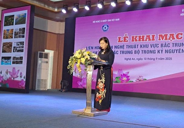 Nghệ An: Khai mạc Liên hoan Ảnh nghệ thuật khu vực Bắc Trung Bộ lần thứ 31 - 2