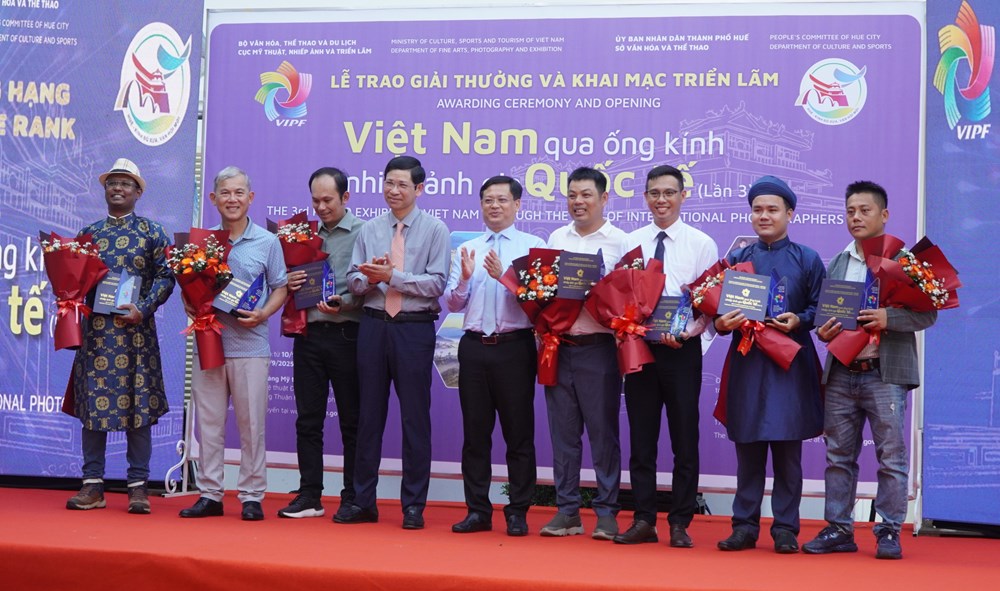 Trao 20 giải thưởng tại “Festival Nhiếp ảnh quốc tế Việt Nam” lần thứ ba, năm 2025 - 1