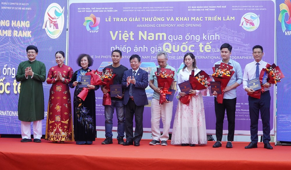 Trao 20 giải thưởng tại “Festival Nhiếp ảnh quốc tế Việt Nam” lần thứ ba, năm 2025 - 2