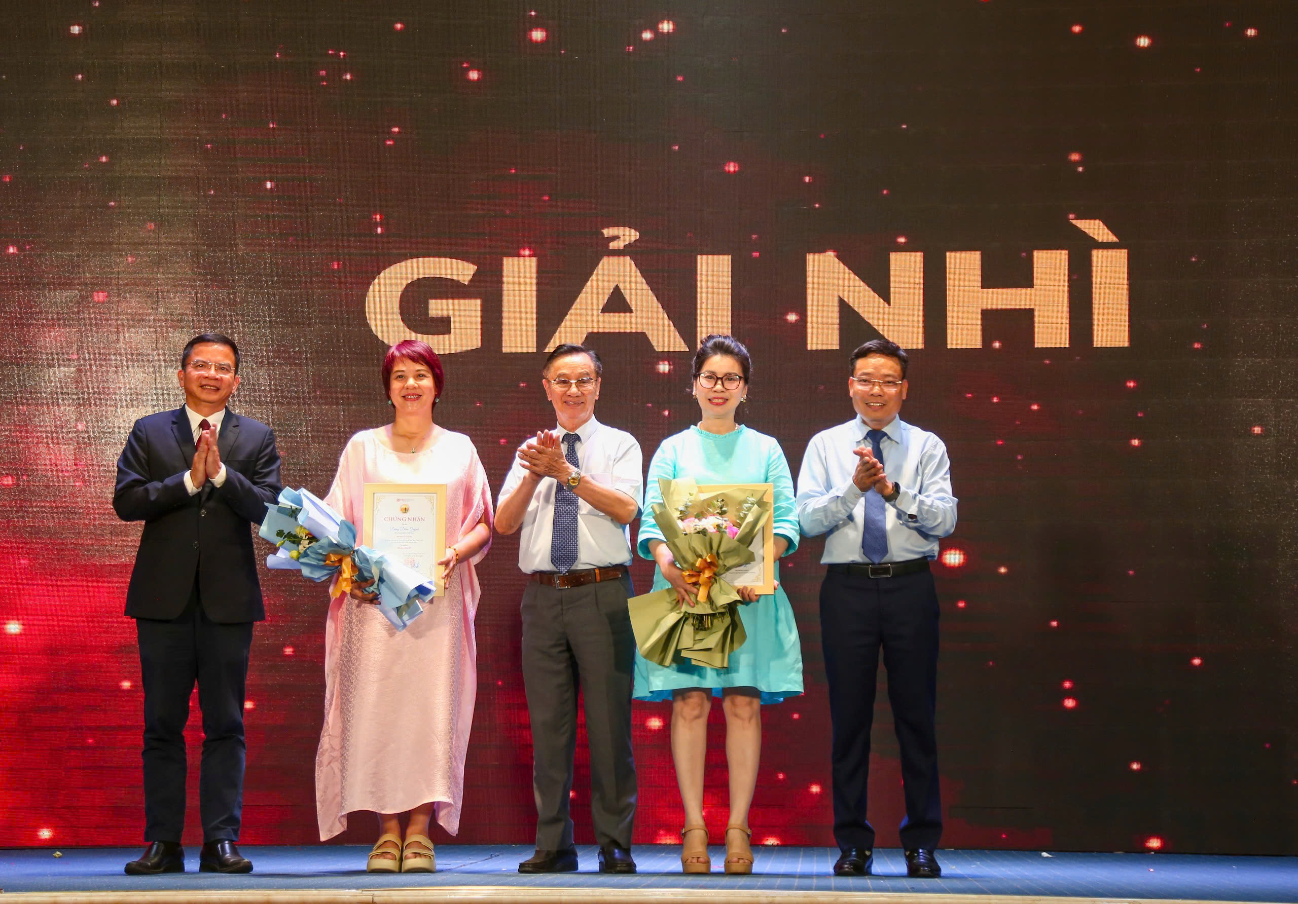 Cuộc thi “Cha và con gái”: Hành trình yêu thương nối dài qua ba mùa viết - 6
