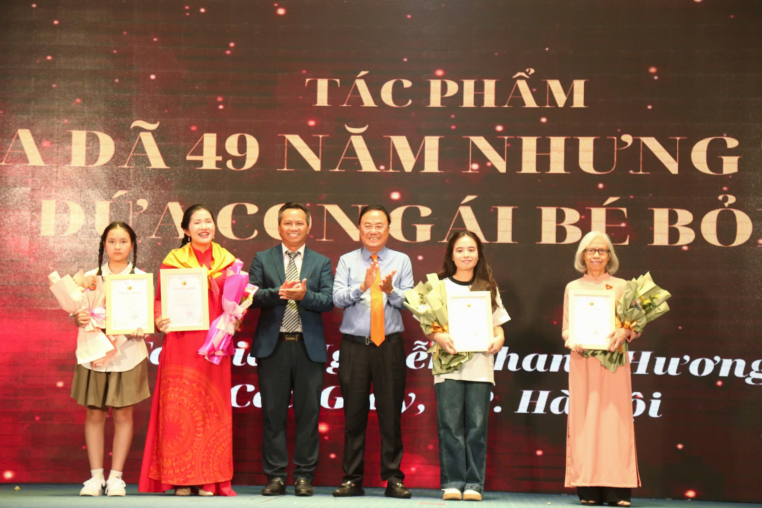 Cuộc thi “Cha và con gái”: Hành trình yêu thương nối dài qua ba mùa viết - 8
