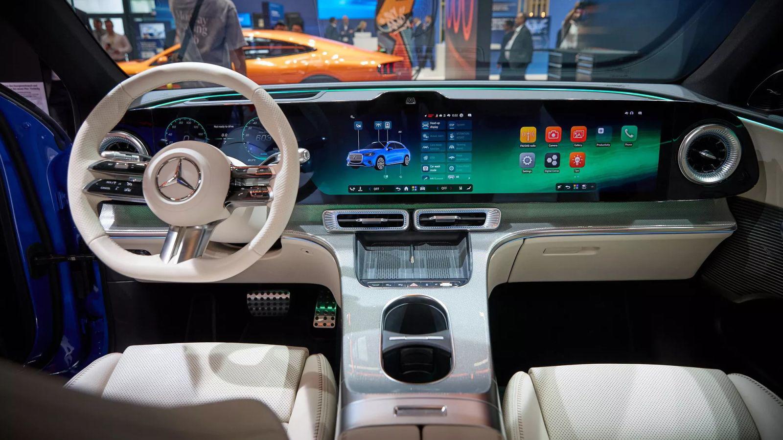 Mercedes-Benz C-class thế hệ mới chạy thử trên đường phố - 3