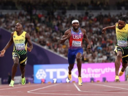 Thể thao - Đàn em của Usain Bolt vượt Thompson và Lyles giật HCV điền kinh 100m