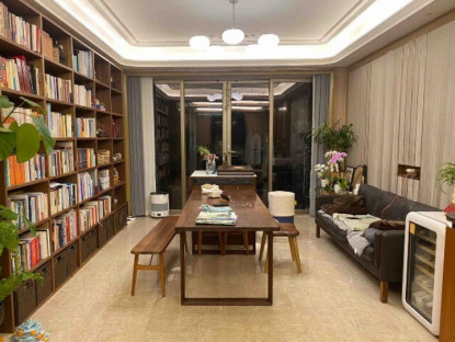 Gia đình - Ngày càng nhiều người bỏ bàn trà trong phòng khách và thay bằng bàn dài, chỉ có thử rồi mới biết &quot;đã&quot; đến mức nào!