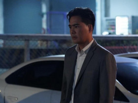 Lúc sắp ly hôn, mẹ vợ hỏi vay 500 triệu, tôi từ chối nhưng hôm sau chú bảo vệ báo tin dữ