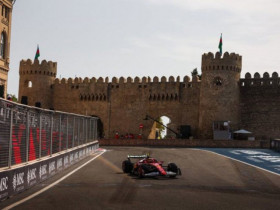 Đua xe F1, thử nghiệm Azerbaijan GP: Norris gặp tai nạn, Ferrari bất ngờ xếp hạng 1-2 trong ngày đầu tiên ở Baku